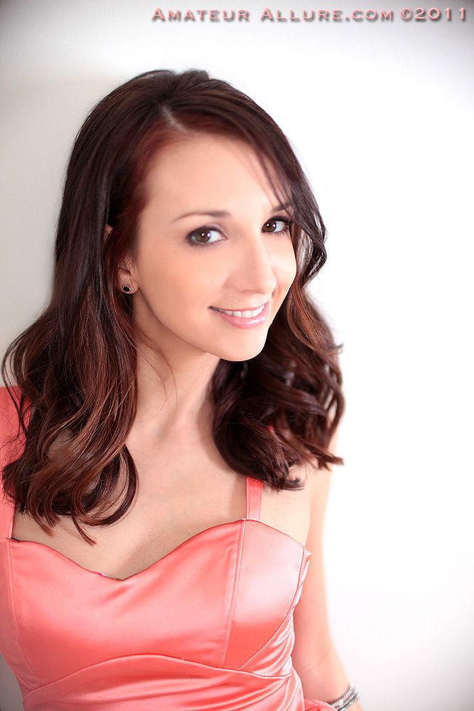 Erin Returns To Amateur Allure amateur pic Erin Returns To Amateur Allure