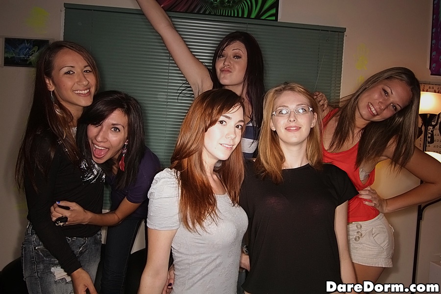 Dare Dorm Episode Chicks Up